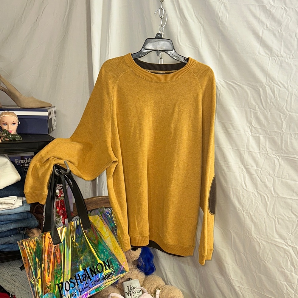 Daniel Cremieux Men's Golden Crewneck Sweater